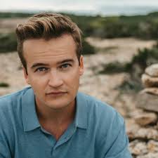 Fritz Schaefer (@fritzfigur) • Threads, Say more