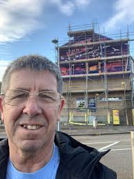 A stunning recent portrait of Baglan's Rob Brydon painted by superb Port  Talbot artist Debbie Bamsey.