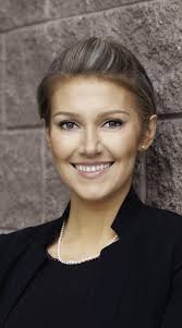 Nicole Karam's Instagram, Twitter & Facebook