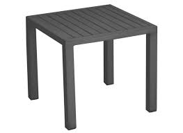 Elle fera partie d'un grand tout dont l'esthétique sera de mise si votre jardin est pour vous un pur espace de détente avec canapés et hamac, pensez à vous procurer des tables basses comme la table basse en acacia. Petite Table Basse De Jardin Carree 40 Cm Lou Proloisirs