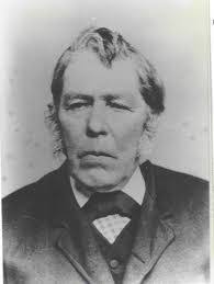 Edward Kohl's Instagram, Twitter & Facebook