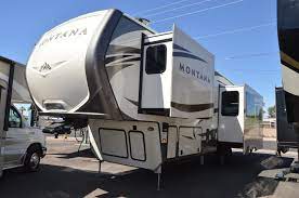 Narrow down your search by rv type, location, model year and manufacturer name. Fifth Wheel And Travel Trailer Specialists Rv Country Mesa Az Location Rv Country Blog