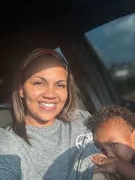 Cathy Wesson's Instagram, Twitter & Facebook