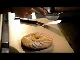 Gordon Ramsay Apple Tart Tatin With Caramel Ice Cream Individual Serving L Gordon Ramsay Apple Tarte Tatin Apple Tart Gordon Ramsay Recipe