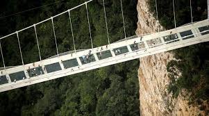 Kita awali jelajah tempat wisata baru di malang dengan mengunjungi sumber sirah yang terletak di desa sumber jaya, kecamatan gondanglegi, kabupaten malang. 5 Tempat Wisata Di China Paling Ekstrem Surganya Pecinta Adrenalin