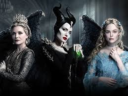 Avec maléfique, son dernier film, elle devient une méchante sorcière. Maleficent Mistress Of Evil Disney Movies