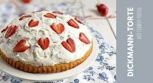 Die erdbeeren vierteln, mit 2 el puderzucker vermischen und bei seite stellen. Rezept Dickmann Torte Voller Liebe Lavendelblog