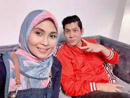 Mp3 duration 1:01 size 2.33 mb / ernest ralston 19. Zarul Umbrella On Twitter Cekelathoney Siapa Team Rayyan Meh Tweet