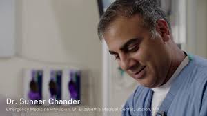 A New Device Lets You Conduct an Ultrasound With a Smartphone