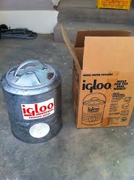 للبيع ترمس ماء اجلو Igloo الأصلي منتدى استراحات زايد