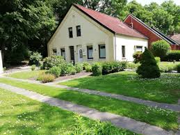 Wenn sie jetzt ein haus in leer (ostfriesland) kaufen, sollten sie auch die pläne für die zukunft berücksichtigen. Haus Zum Verkauf Kobusweg 5 26789 Leer Ostfriesland Ortsteil Leerort Leer Ostfriesland Mapio Net