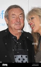 Nettie Mason's Instagram, Twitter & Facebook