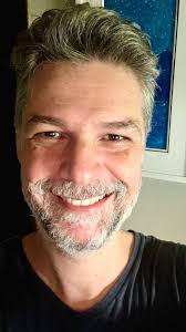 🔎𝗣𝗿𝗼𝗰𝘂𝗿𝗮-𝘀𝗲: 𝗳𝗮𝗺𝗶𝗹𝗶𝗮𝗿𝗲𝘀 𝗲 𝗮𝗺𝗶𝗴𝗼𝘀 𝗱𝗼 𝗽𝗼𝗲𝘁𝗮  𝗚𝗲𝗶𝗿 𝗖𝗮𝗺𝗽𝗼𝘀! Se você tem alguma pista entre em contato conosco:  27 99742 3181. Estamos produzindo um documentário biográfico desse grande  escritor capixaba e ...