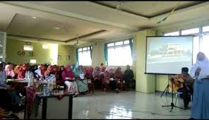 Syarat pendaftaran smk citra medika sragen / biaya masuk smk citra medika sragen :. Tangisan Siswa Dan Wali Murid Di Smk Citra Medika Sragen Republika Online