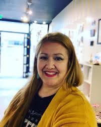 Andrea Berger's Instagram, Twitter & Facebook