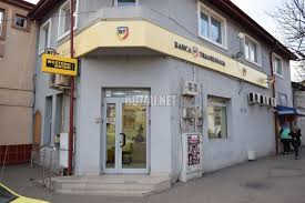 O banca importanta se retrage din romania. Banca Transilvania Agentia Gara Buzau Finante Bancomate