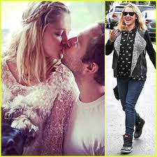 Our easy to use tool makes it easy to find your couple quickly. Teresa Palmer Kisses Mark Webber For Second Wedding Mark Webber Pregnant Celebrities Teresa Palmer Just Jared