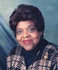 Julia Bosley's Instagram, Twitter & Facebook