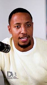 Eric Crookshank's Instagram, Twitter & Facebook