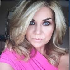 Leeann Campbell's Instagram, Twitter & Facebook