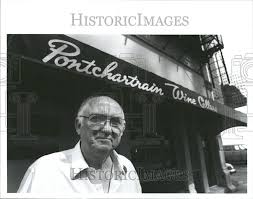 1991 Press Photo Joe Beyer Restarurant Owner Wine Cella