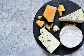 Peynir Bir Dizi Brie Mavi Peynir Parmesan Camembert Kayrak Bir Gemide Plaka Lezzetleri Ile Yukaridan Goruntulemek Stok Fotograflar Aksam Yemegi Nin Daha Fazla Resimleri Istock