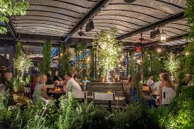 Rooftop garden sits atop the five story rex hotel in district 1. Gallow Green The Rooftop Garden Bar Restaurant Bild Von Gallow Green New York City Tripadvisor