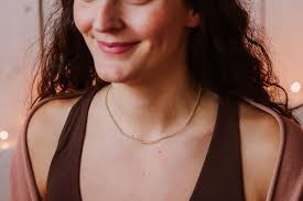 Dainty Peridot Gemstone Necklace, Minimalist Green Crystal Healing Beaded  Choker, August Birthstone, Birthday Gift Idea, Silver 925, Custom