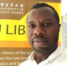 Familiar with usj library resources