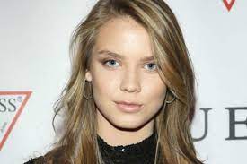 Iga is one of the most common antibodies that is produced by the human body and consists of proteins that the immune system makes to help fight off invading viruses, bacteria, infections, or other toxins. Iga Lis Styl Moda Plotki Zdjecia Ciuchy Wzrost Zeberka Pl