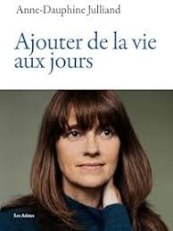 Sophie Casper's Instagram, Twitter & Facebook