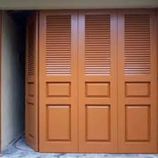 Banyak orang yang sudah menggunakan beragam model pintu garasi penampilannya yang sederhana membuat pintu garasi ini cocok digunakan oleh rumah minimalis. Jual Pintu Garasi Minimalis Terbaik Harga Murah July 2021 Cicil 0