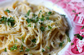 Creamy garlic pasta with veggies is a summery springy pasta with asparagus, peas, cherry tomatoes, hints of garlic and lightly coated with cream and parmiggiano reggiano. Creamy Garlic Pasta Recipe Budget Savvy Diva