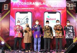 No hp wisata bahari lamongan no hp wa 0822 4552 7613 wisata komodo denpasar saat ini ada sekitar 6 hotel yang dapat kamu pesan di wisata bahari lamongan alana raasch. Begini Harapan Tokoh Saat Peluncuran Aplikasi Lala Dan E Ticketing Wisata Bahari Lamongan Beritajatim Com