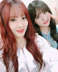eunha dan friend