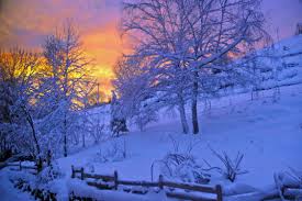 In this day and age, we can find this information with the flick of a finger and some decent cell service. What S British Weather Really Like