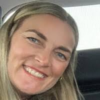 Rebecca Steed's Instagram, Twitter & Facebook