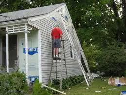 Installation of aluminum siding is not an easy task but you can do it if you are a handy homeowner and have someone to help you. Replacing Aluminum Siding With Vinyl Siding Youtube