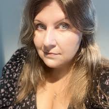 Я не понимаю, как ты это делаешь!» 😳 Зрители не поверили своим глазам!  Выступление Юлии Савичевой в образе Дианы Арбениной стало лучшим в первом  выпуске.