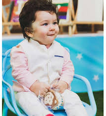 Saif ali khan and kareena kapoor khan are giving him a detour of the pataudi village. Saif Ali Khan Taimur Ali Khan Has Got A Bit Of Rabindranath Tagore Raj Kapoor And Mansoor Ali Khan Is A Genetic Treasure Trove India Com