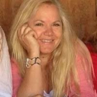 Tracy Luther's Instagram, Twitter & Facebook