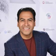 Gerardo Toledo's Instagram, Twitter & Facebook