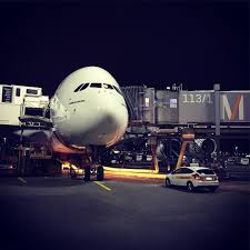 Sehr Beeindruckend Der A380 800 Von Emirates Am Munich Airport Und Wir Sind Beim Mucwalk Ganz Nah Dran Munich Muc Air Passenger Jet Instagram Passenger
