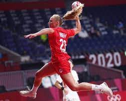 Her international achievements include one olympi. Kmb7l2twerlmnm