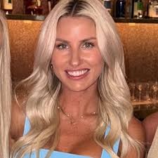 Danielle Kendrick (@ohhey_danik) • Instagram photos and videos