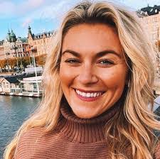 Danielle Spadafora's Instagram, Twitter & Facebook