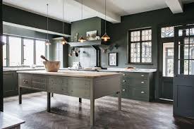 english country kitchen style