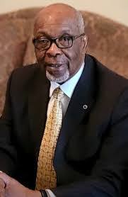 Dolores Bost's Instagram, Twitter & Facebook