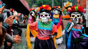 Esta página contiene un calendario nacional de todos los días festivos de 2021 en méxico. Mexico S Day Of The Dead Hits Too Close To Home Amidst Covid 19 Cnn