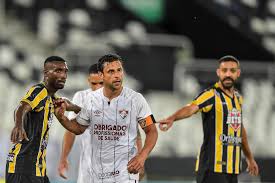 Gente boa tarde tem muita gente que estar pensando que é o volta redonda do rj mais agente representa o voltaço aqui em salvador apenas com a garotada. Fluminense Perde Do Volta Redonda Com Frango De Muriel Em Reestreia De Fred